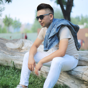 国产调教在线观看
